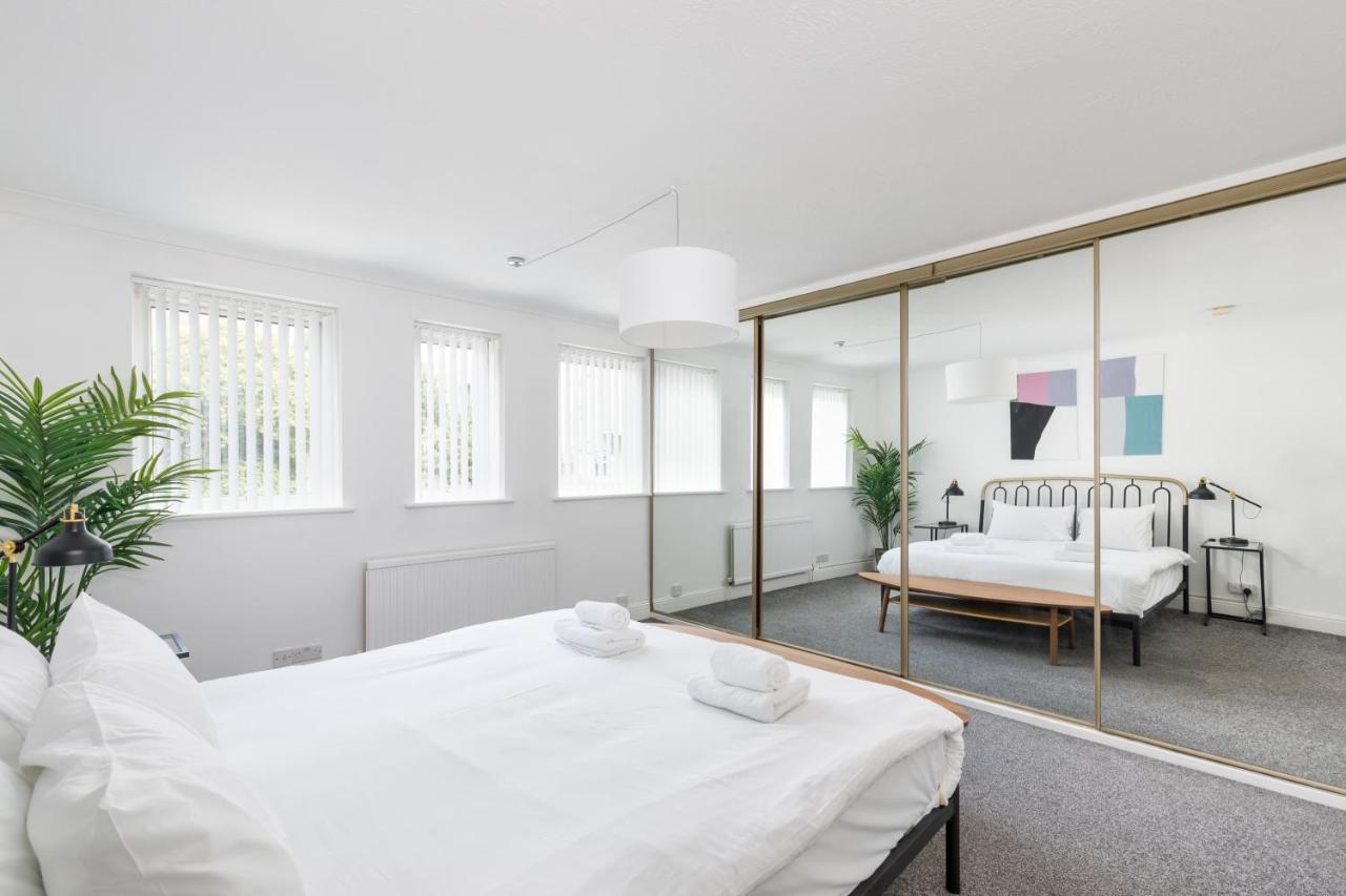Beachside Retreat 2-Bedroom Gem With Free Private Parking & Outdoor Space Brighton Exterior foto