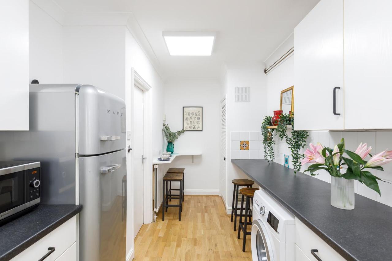 Beachside Retreat 2-Bedroom Gem With Free Private Parking & Outdoor Space Brighton Exterior foto
